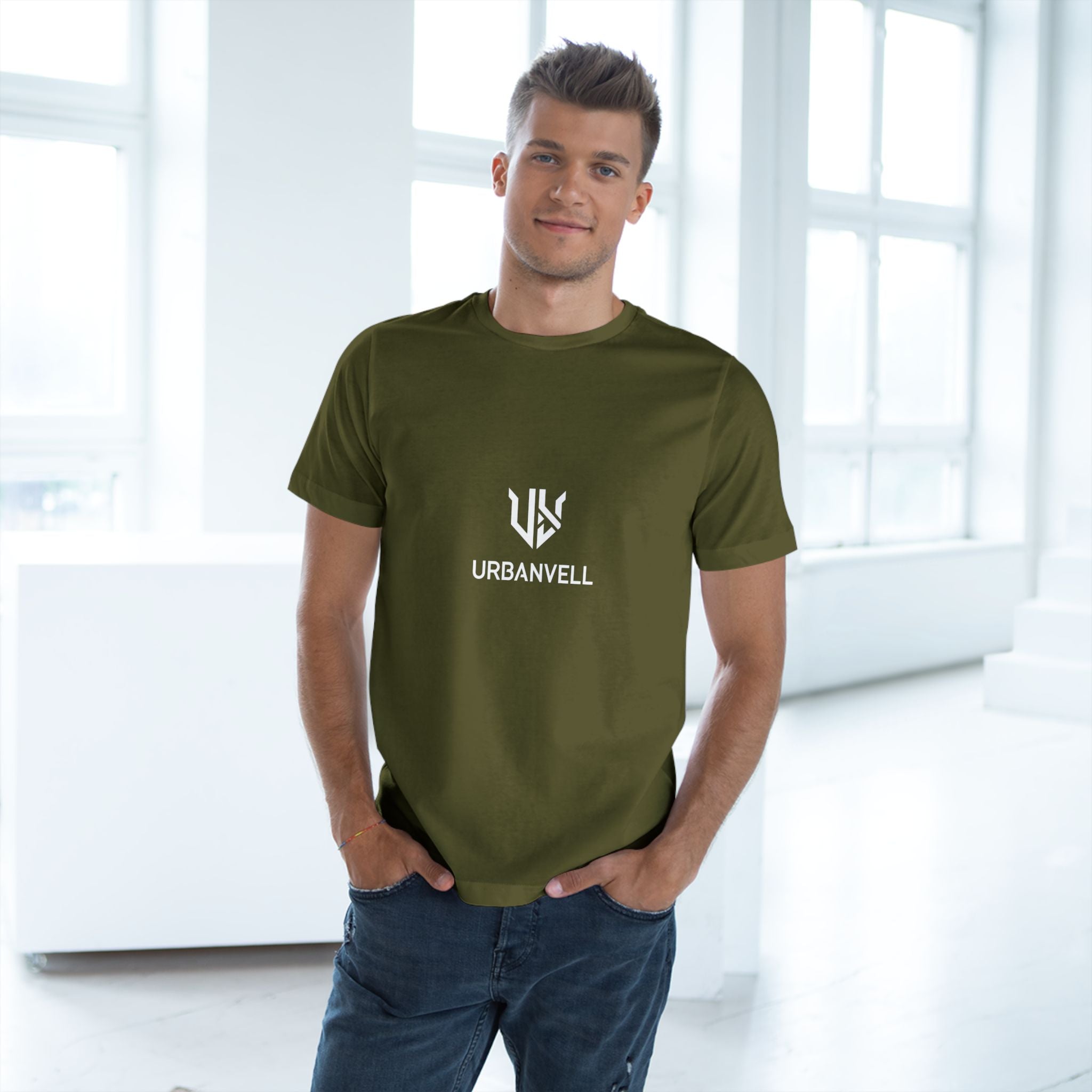 T-Shirt  — Minimal URBANVELL Medium Centered Logo Tee