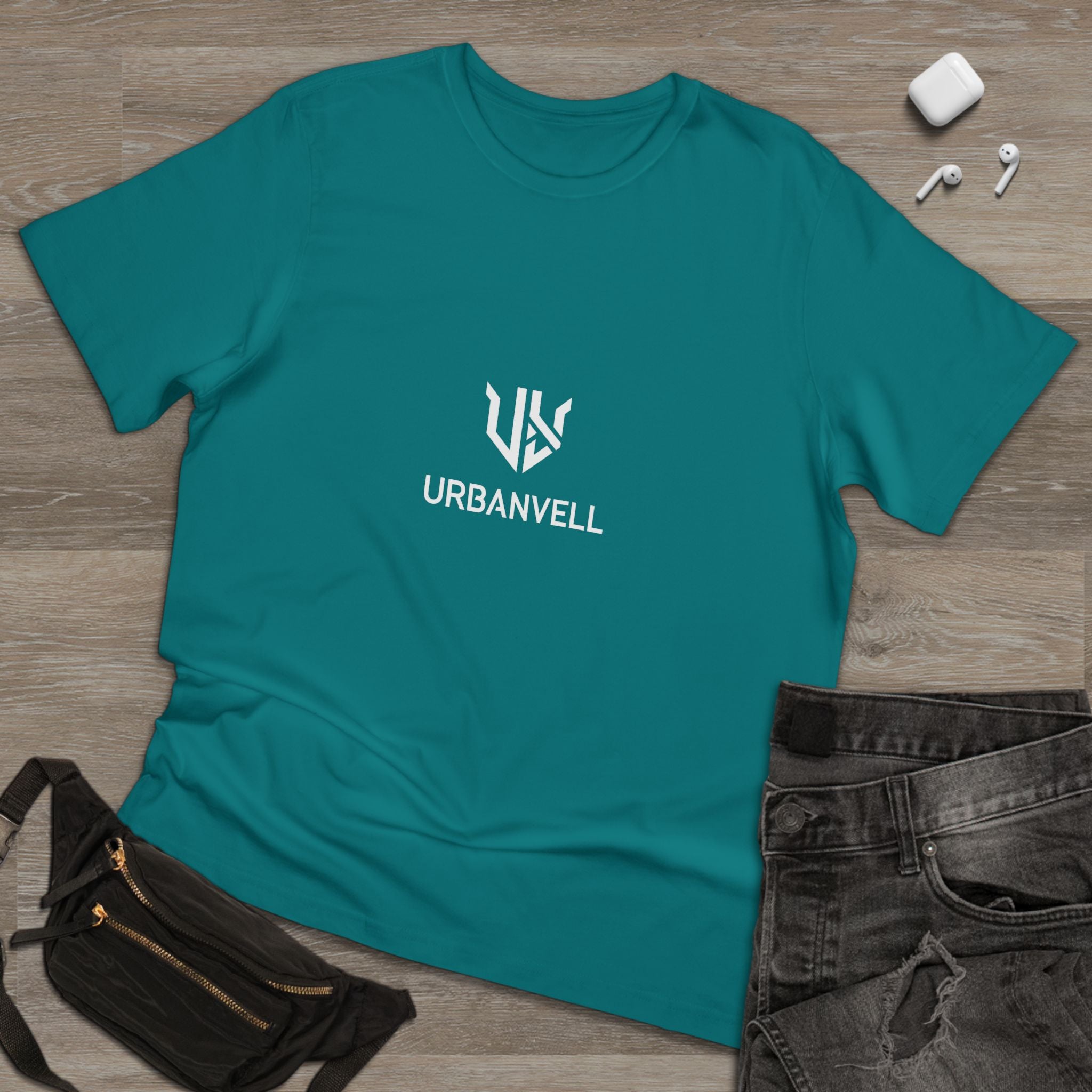 T-Shirt  — Minimal URBANVELL Medium Centered Logo Tee