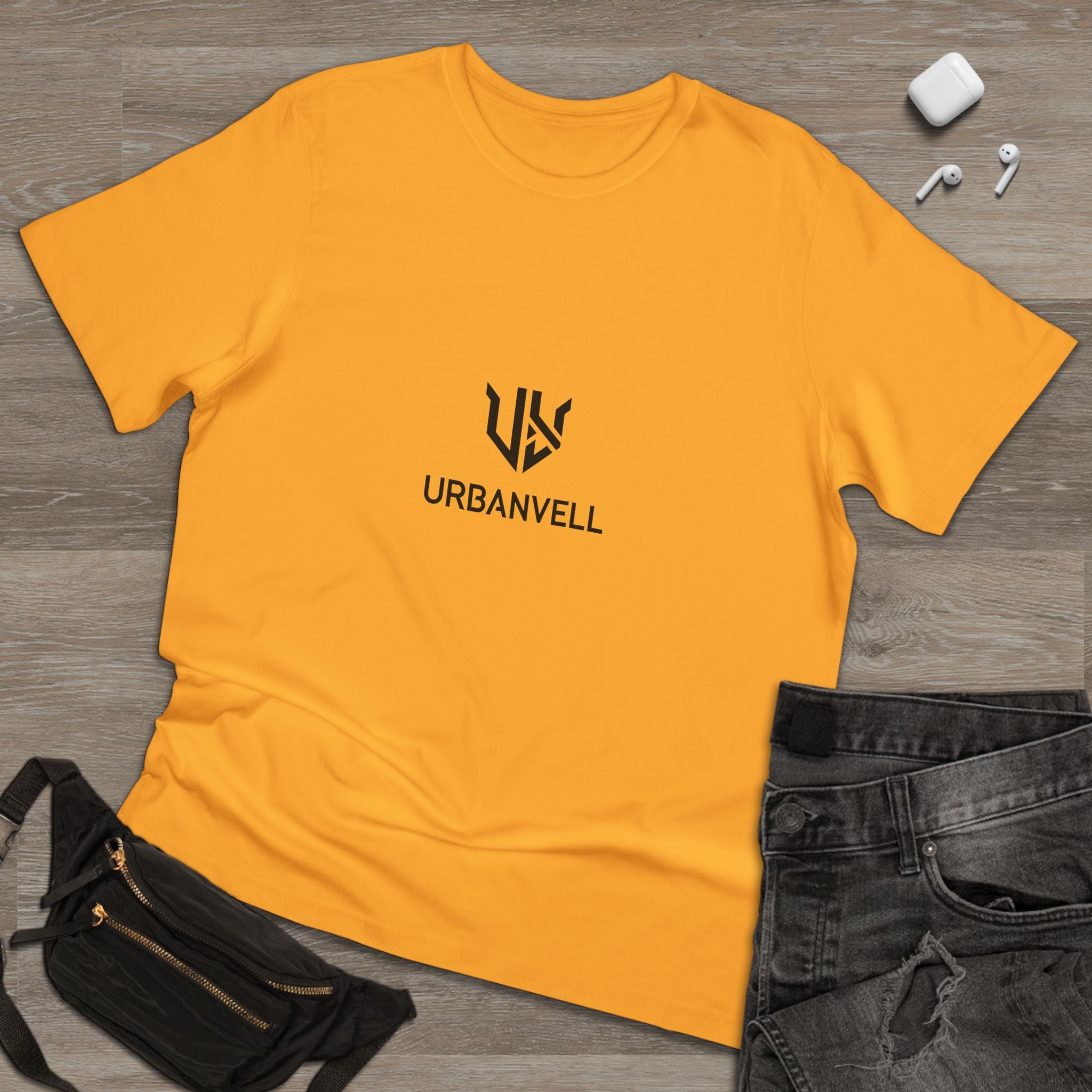 T-Shirt  — Minimal URBANVELL Medium Centered Logo Tee